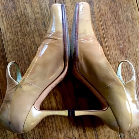 Prada Mary Janes Patent Leather Nude 8.5 US / 39.5 EU - Picture 5 of 11